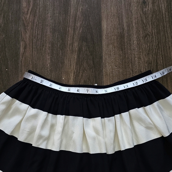 Fossil Silk Striped Mini Skirt Sz 4 Skater,Preppy - Picture 8 of 13